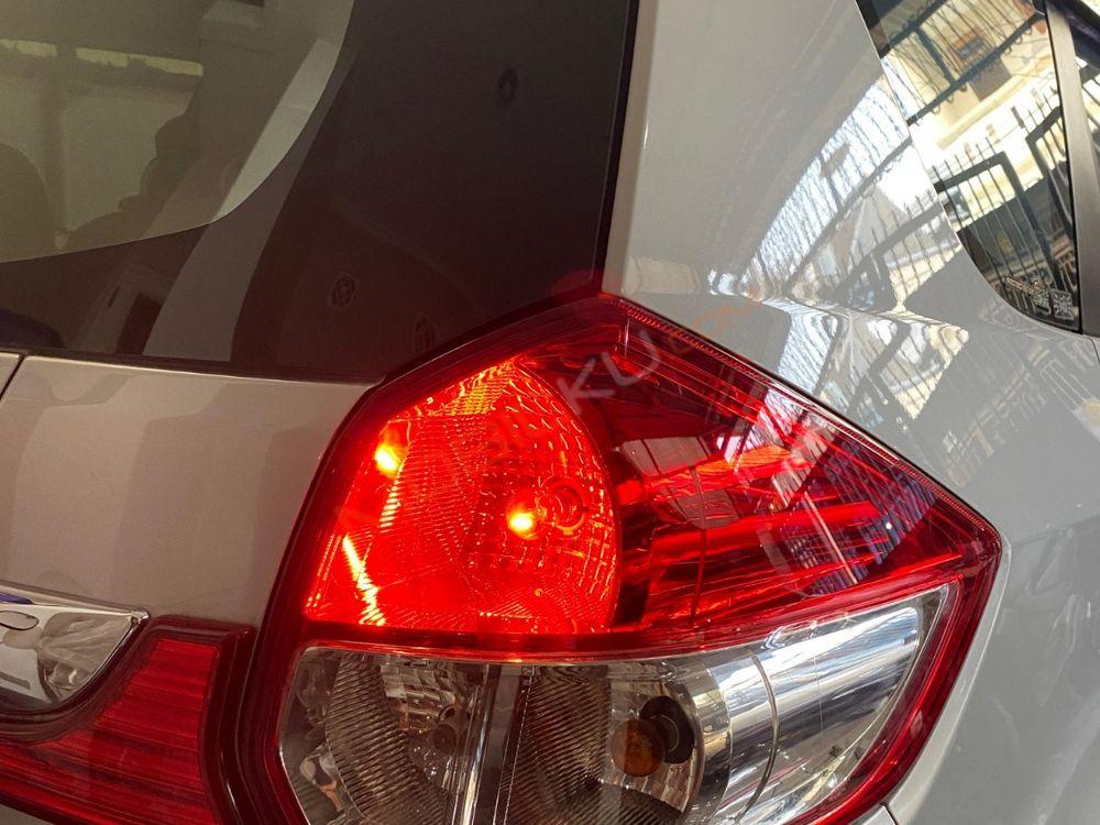 Mobil Suzuki Ertiga 2017