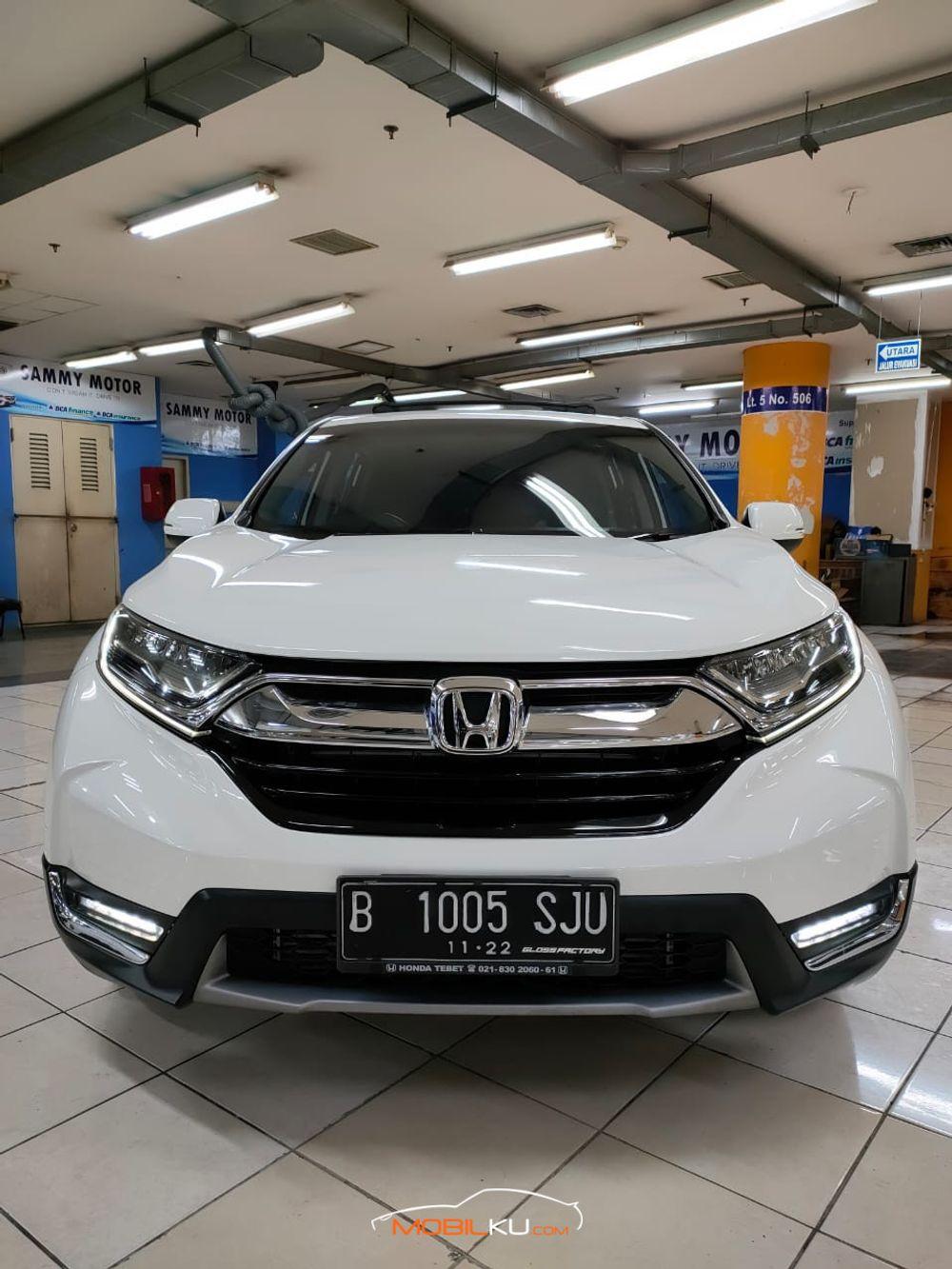 Mobil Honda CR-V 2017