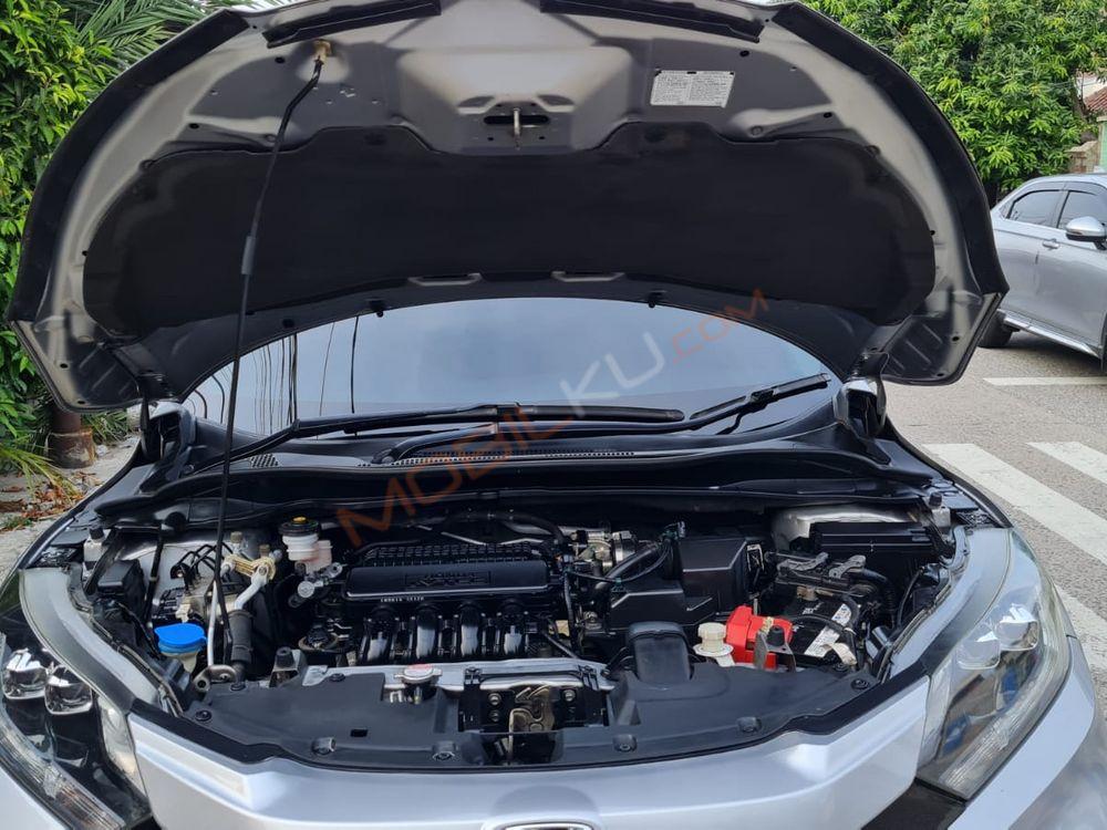 Mobil Honda HR-V 2016