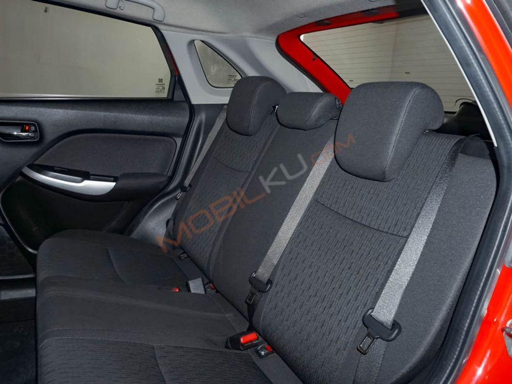 Mobil Suzuki Baleno 2018