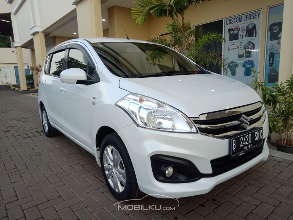 Mobil Suzuki Ertiga 2016