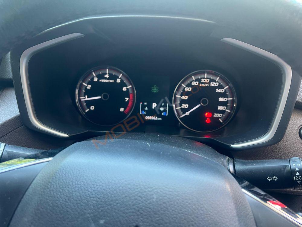 Mobil Mitsubishi Xpander Cross 2021