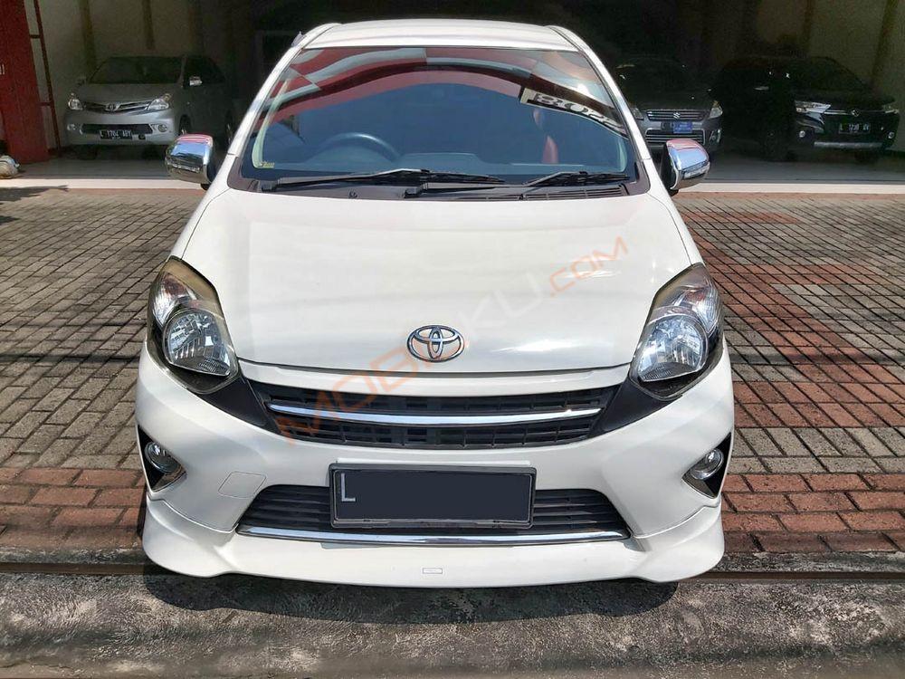 Mobil Toyota Agya 2017