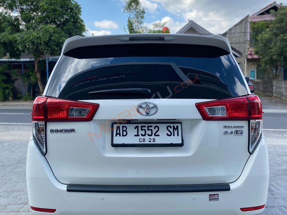 Mobil Toyota Kijang Innova 2020