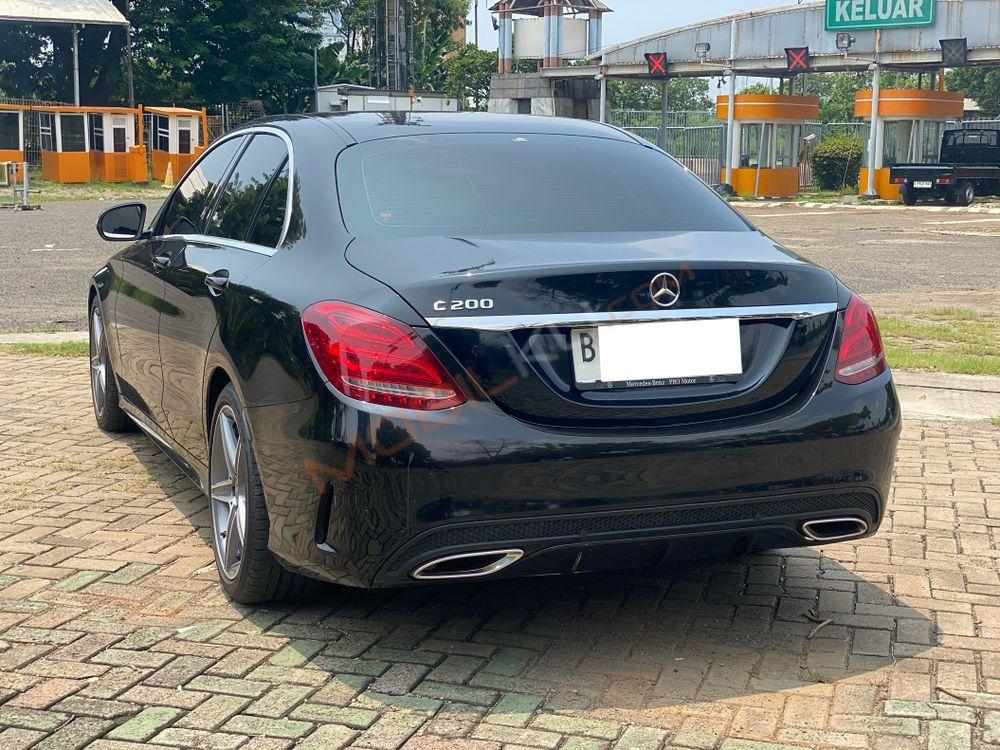 Mobil Mercedes-Benz C-Class 2018