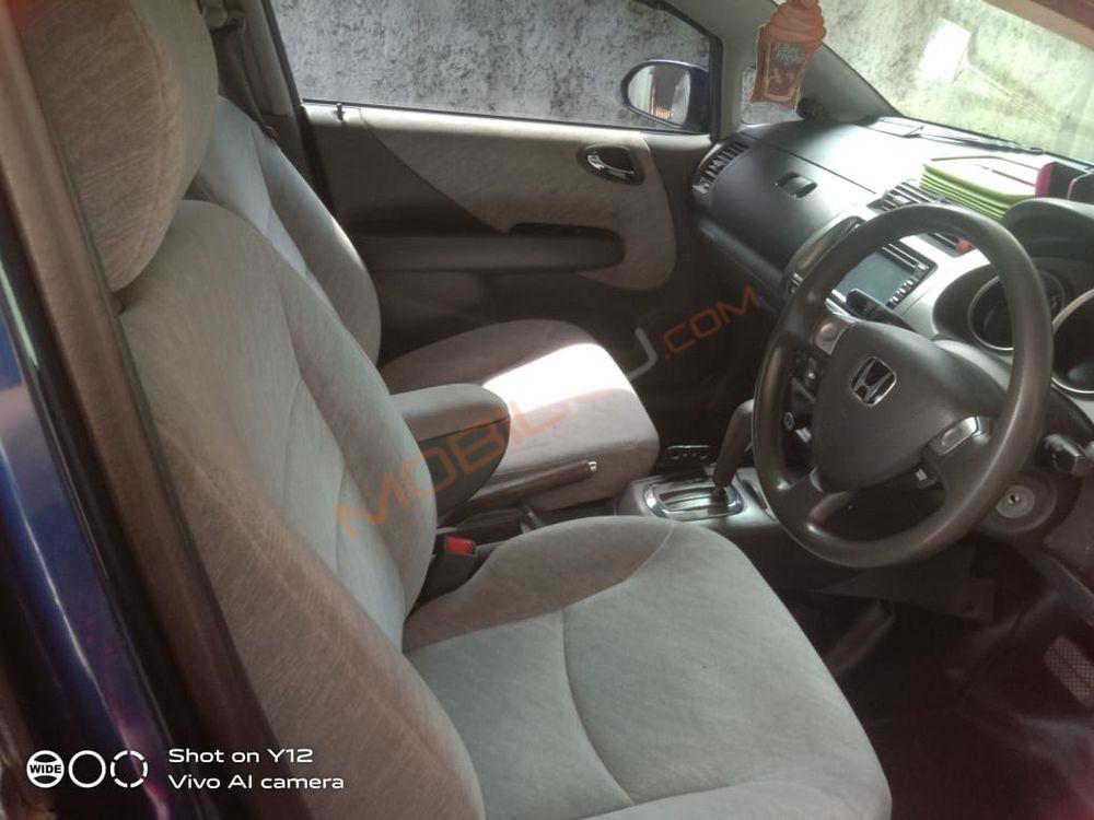 Mobil Honda City Sedan 2003