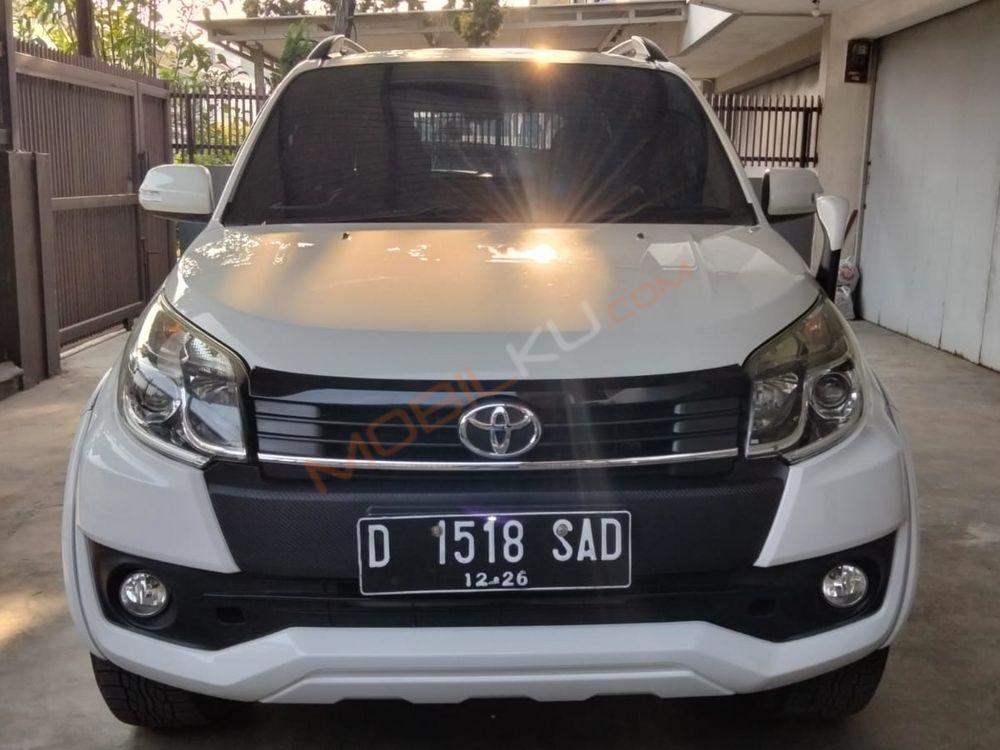 Mobil Toyota Rush 2016