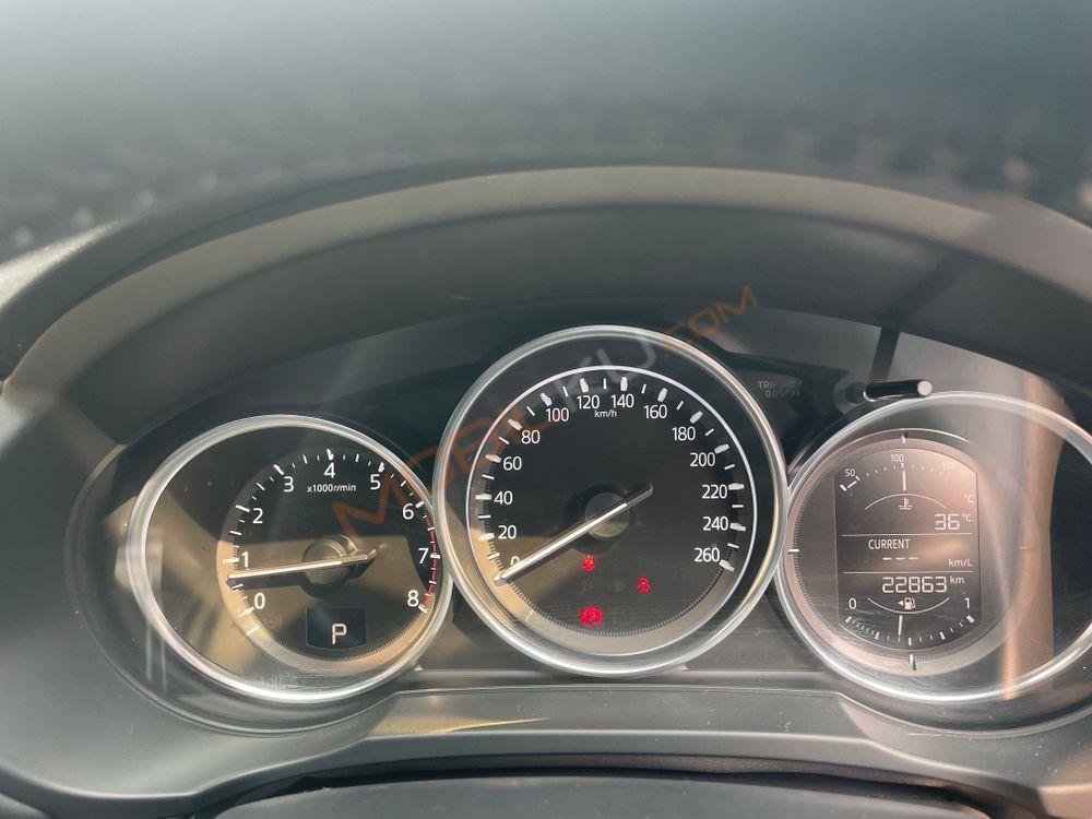 Mobil Mazda CX-5 2020