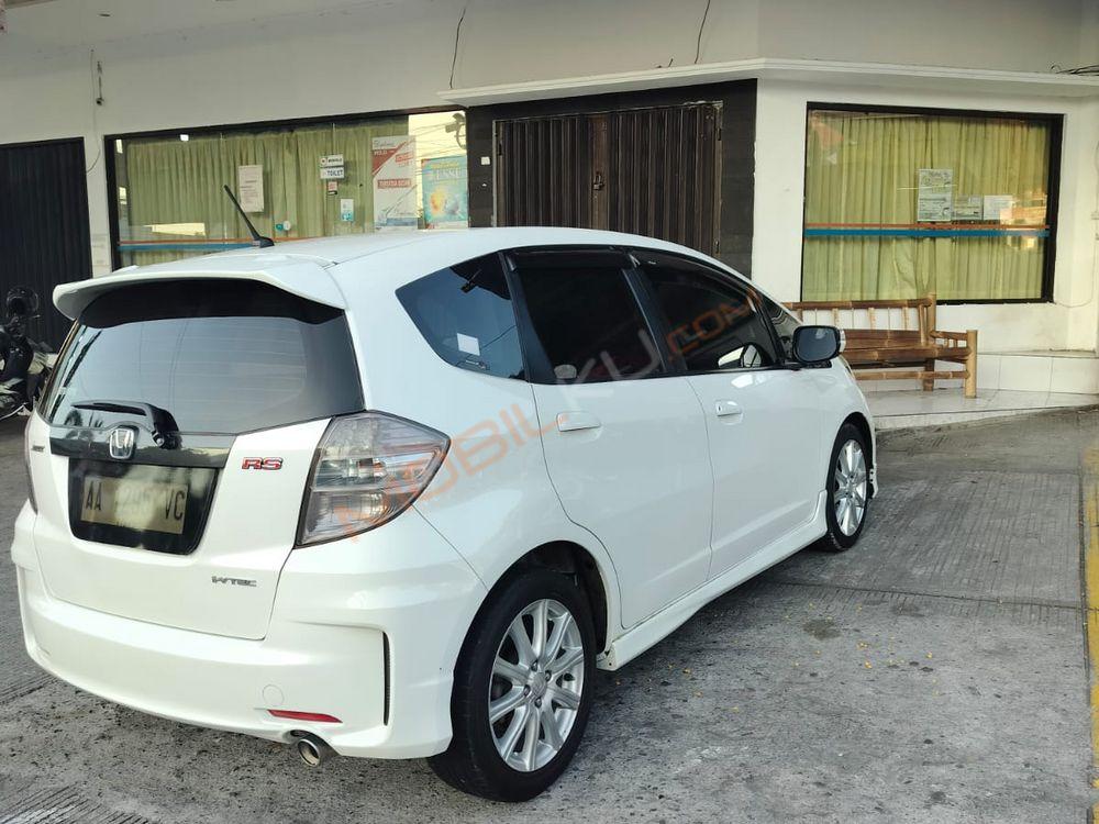 Mobil Honda Jazz 2014