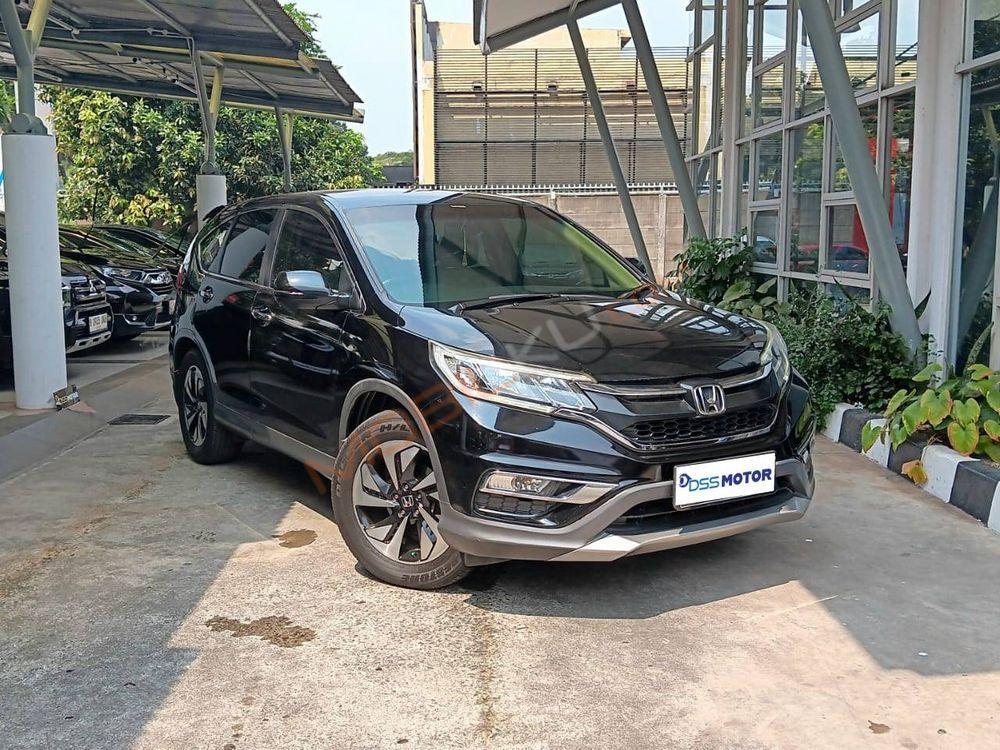 Mobil Honda CR-V 2015