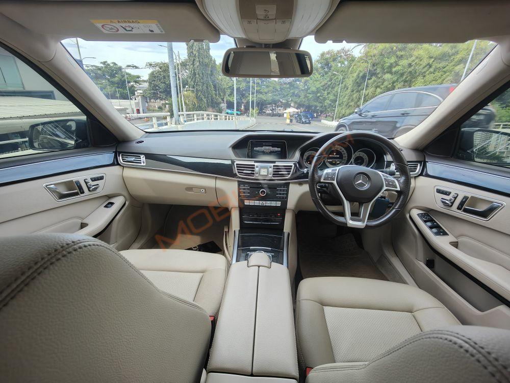 Mobil Mercedes-Benz E-Class 2016