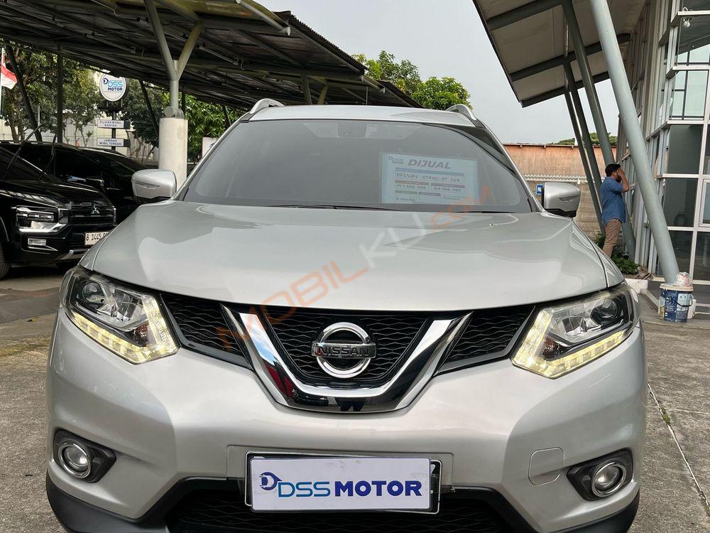 Mobil Nissan X-Trail 2016