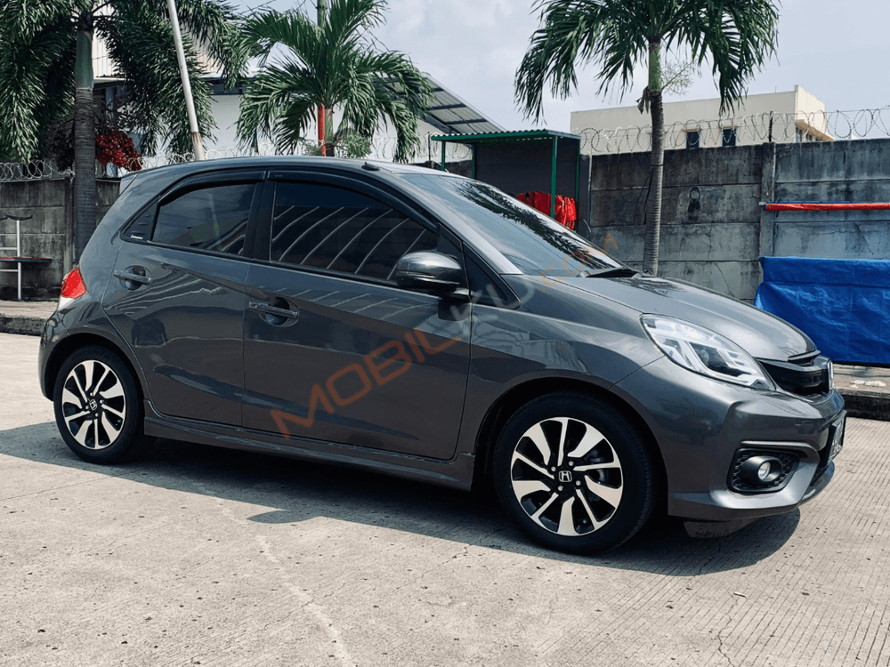 Mobil Honda Brio 2017