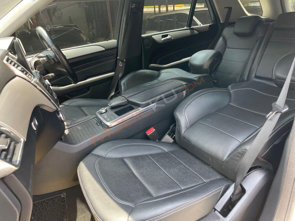 Mobil Mercedes-Benz ML 2013