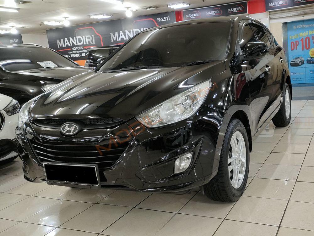 Mobil Hyundai Tucson 2013