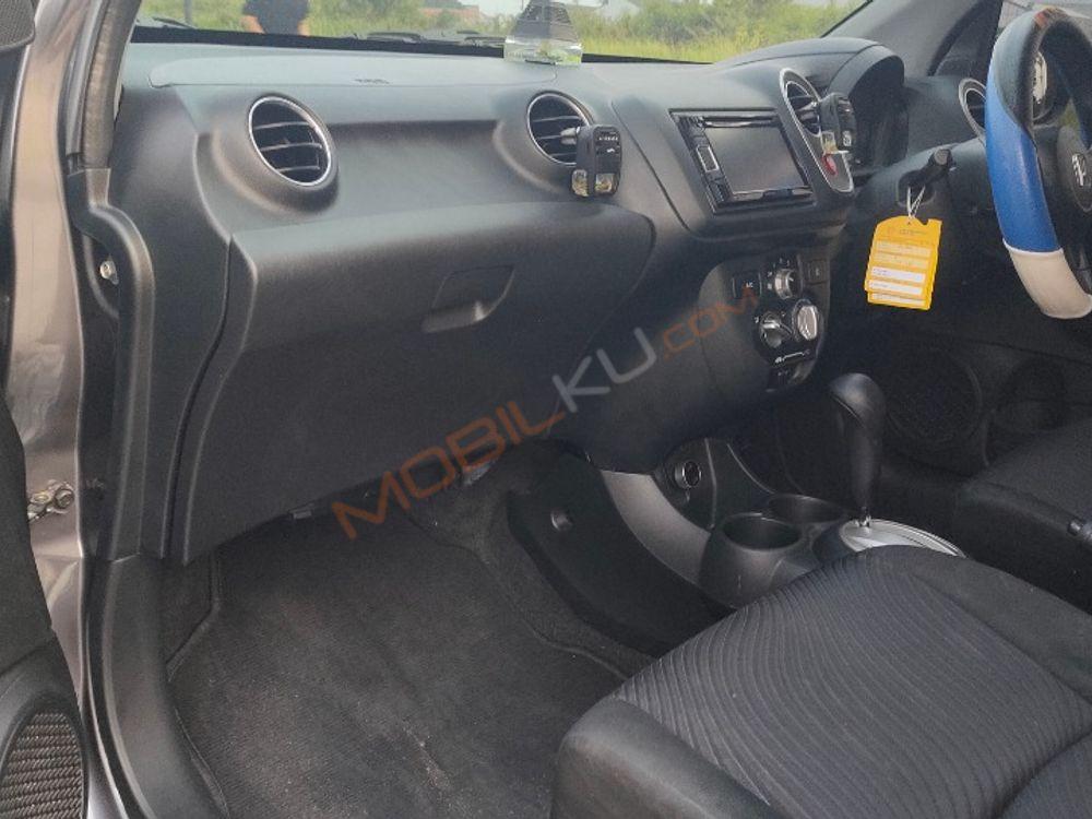 Mobil Honda Mobilio 2015