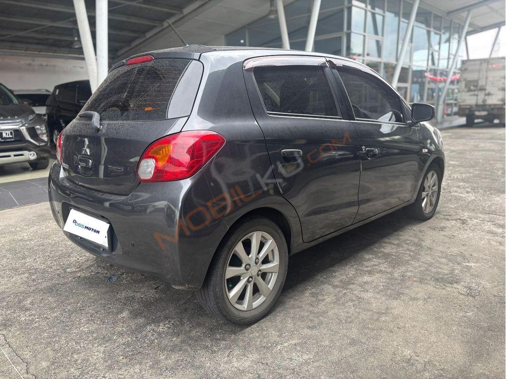 Mobil Mitsubishi Mirage 2014