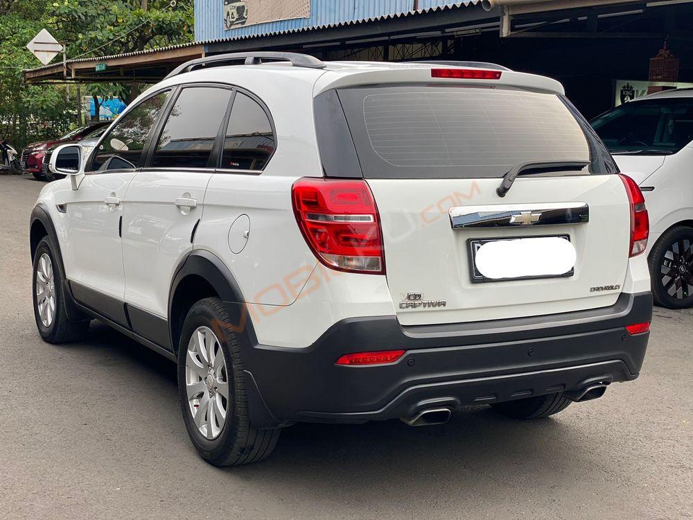 Mobil Chevrolet Captiva 2015