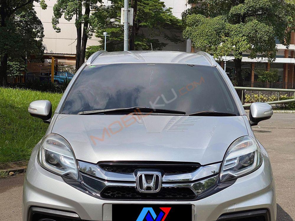 Mobil Honda Mobilio 2014