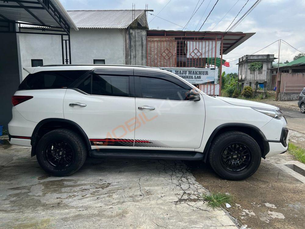 Mobil Toyota Fortuner 2019