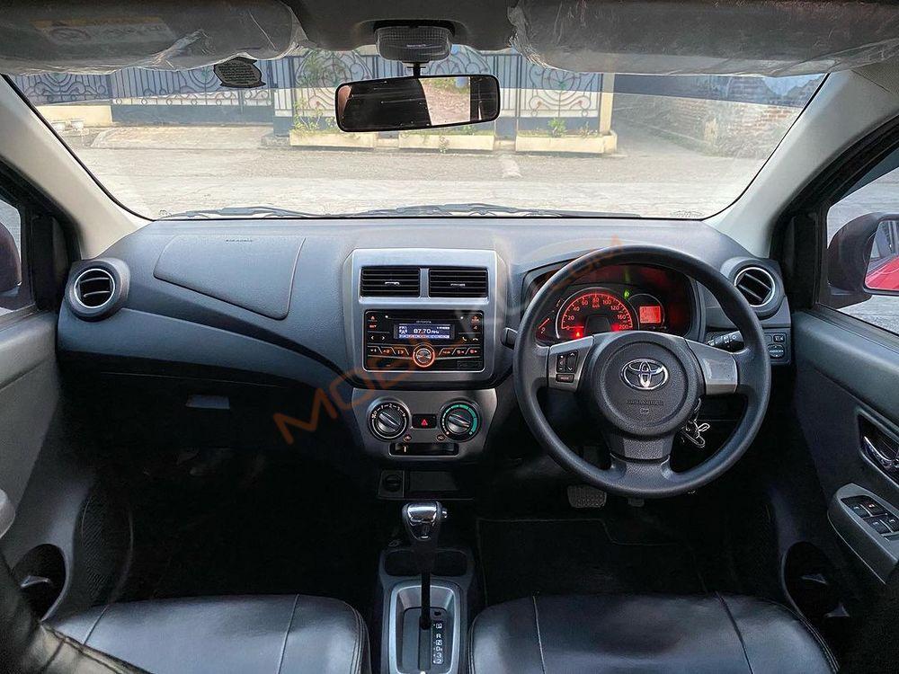 Mobil Toyota Agya 2018
