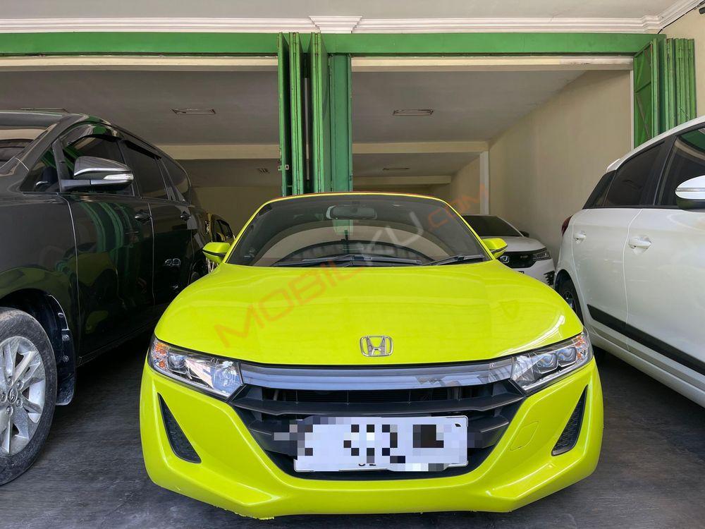 Mobil Honda S660 2016