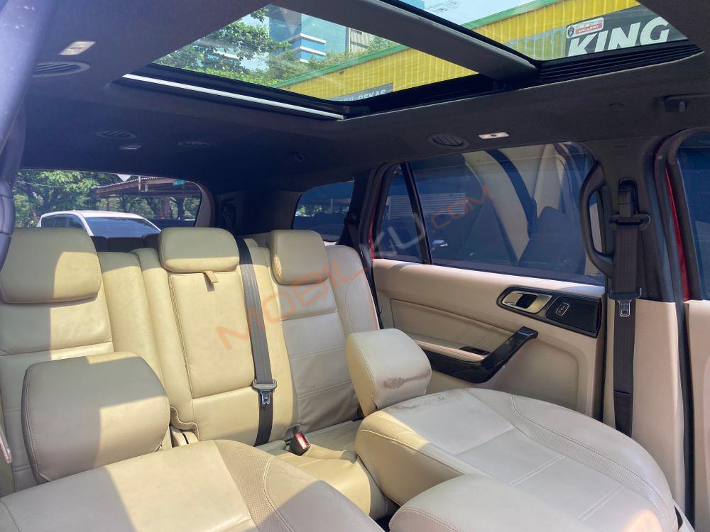 Mobil Ford Everest 2015