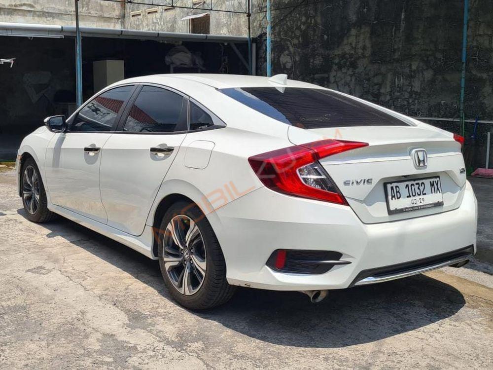 Mobil Honda Civic Sedan 2019