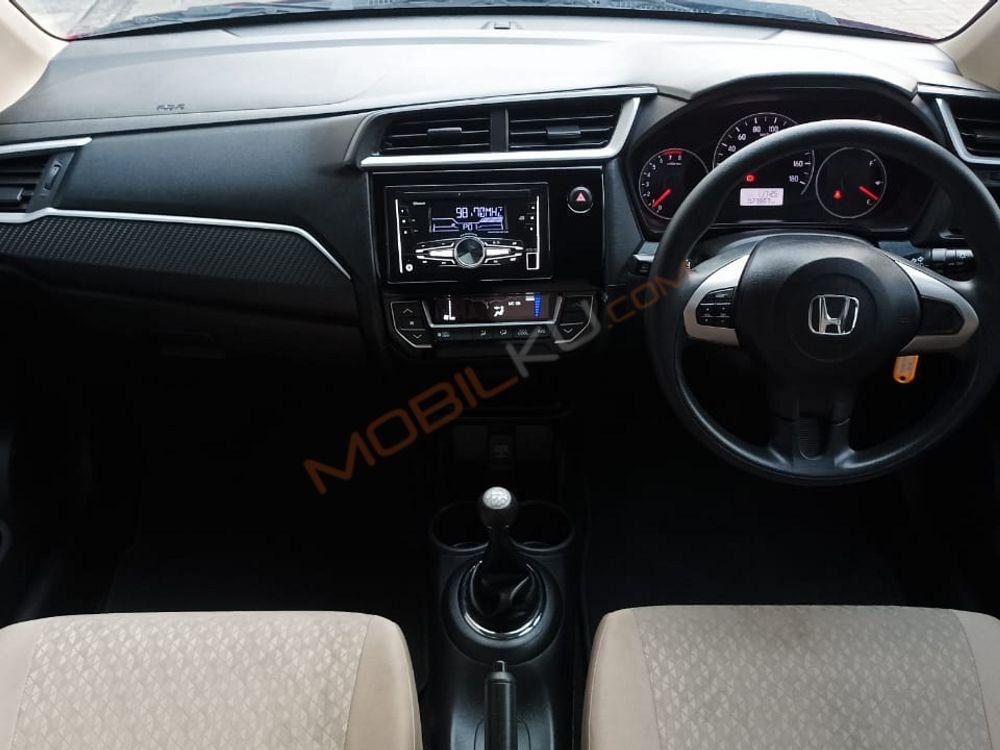 Mobil Honda Brio 2022