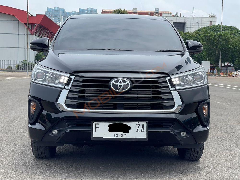 Mobil Toyota Kijang Innova 2022