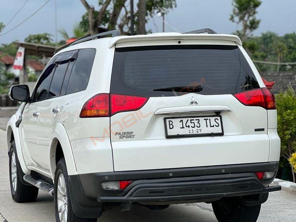 Mobil Mitsubishi Pajero Sport 2012