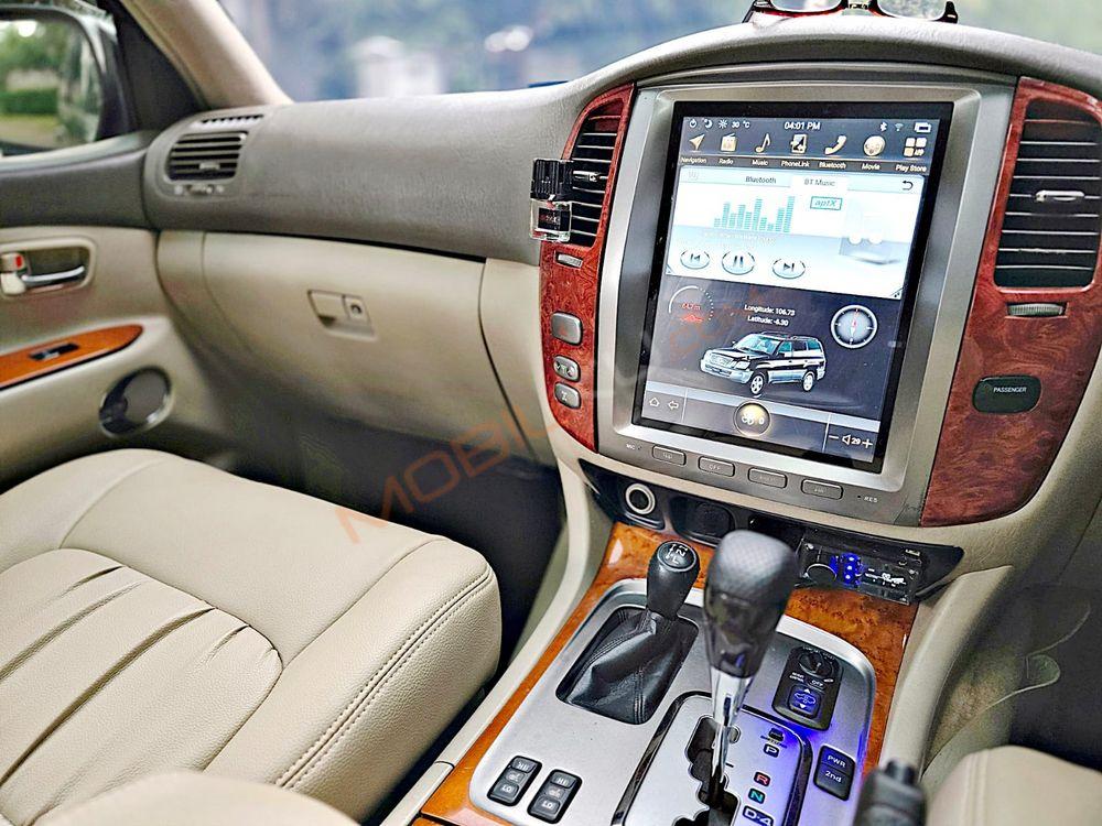 Mobil Toyota Land Cruiser 2007