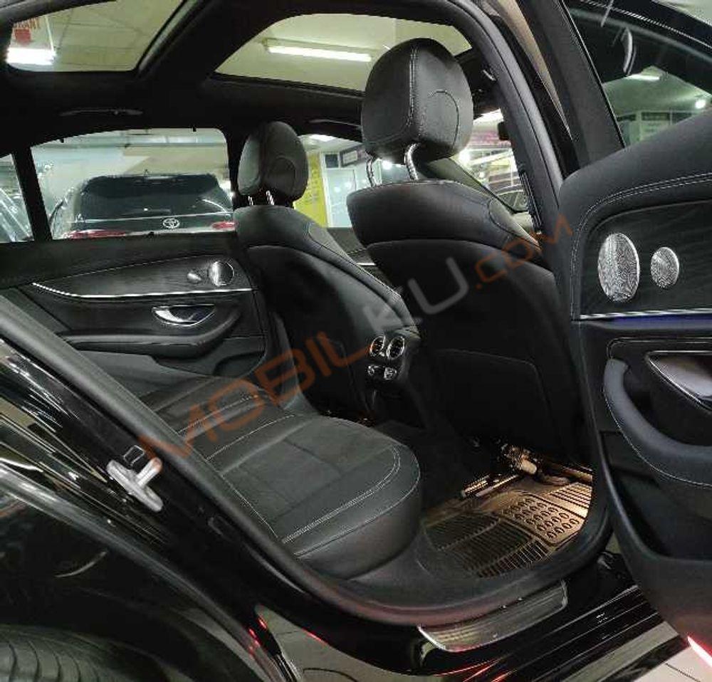Mobil Mercedes-Benz E-Class 2018