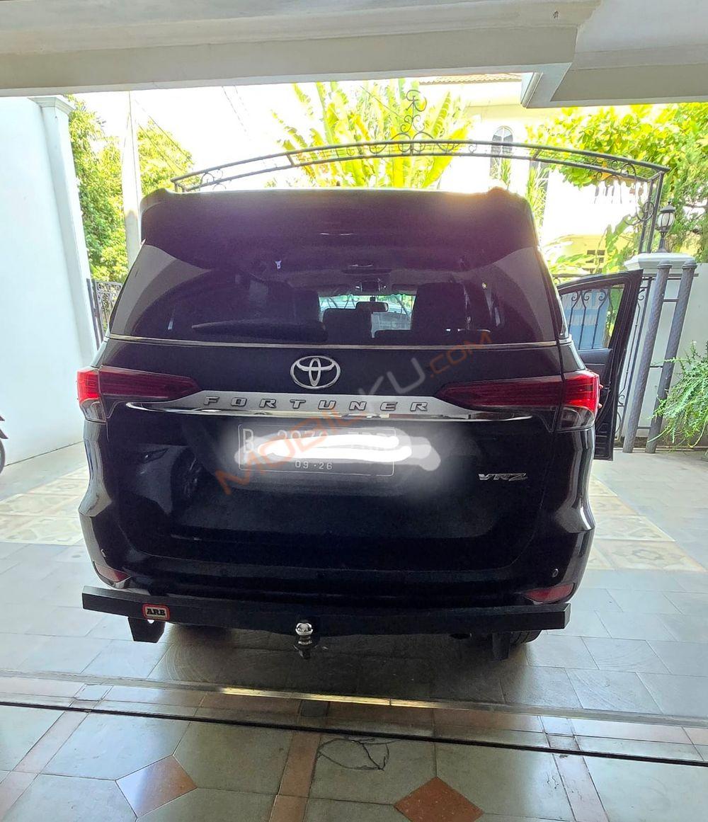 Mobil Toyota Fortuner 2016