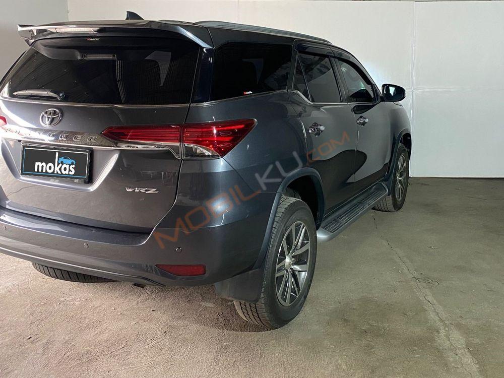 Mobil Toyota Fortuner 2018