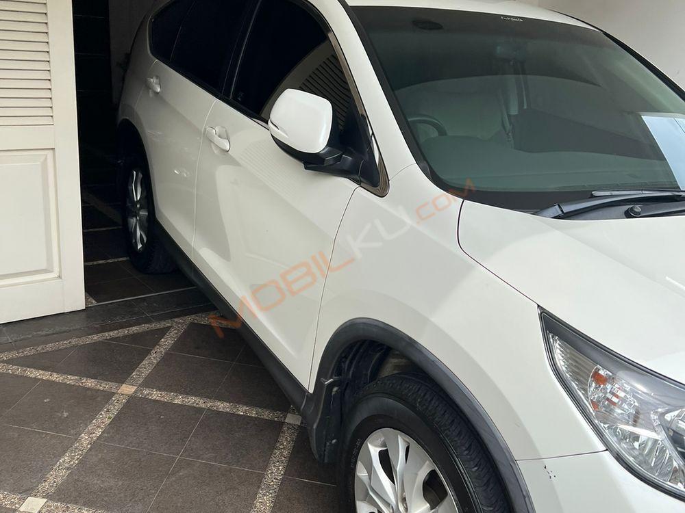 Mobil Honda CR-V 2014