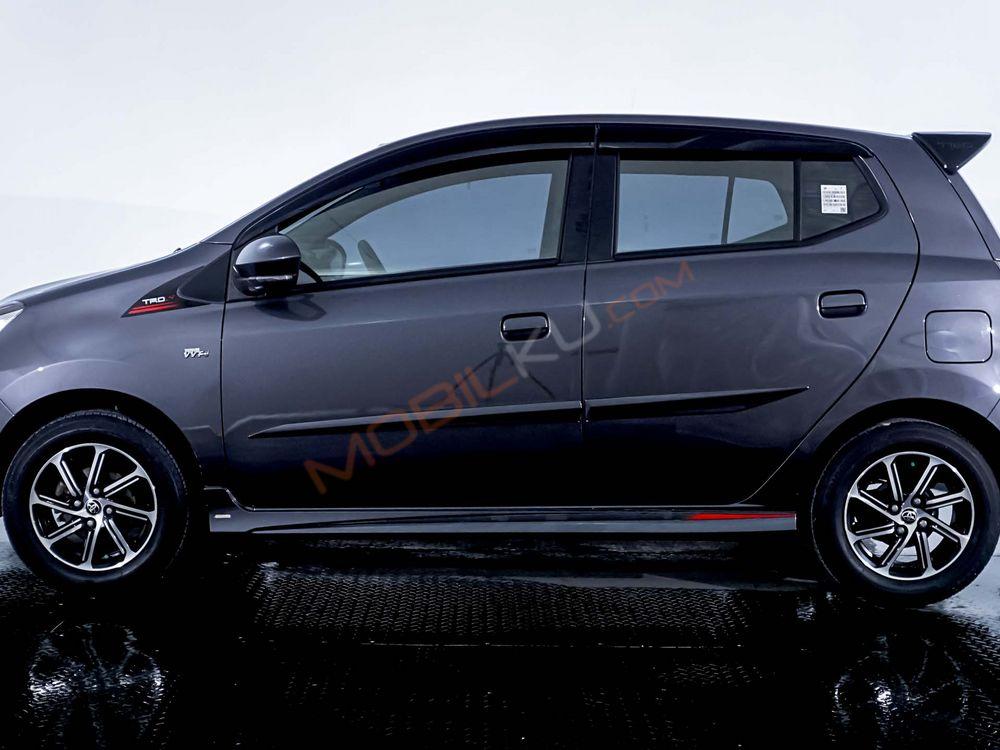 Mobil Toyota Agya 2021
