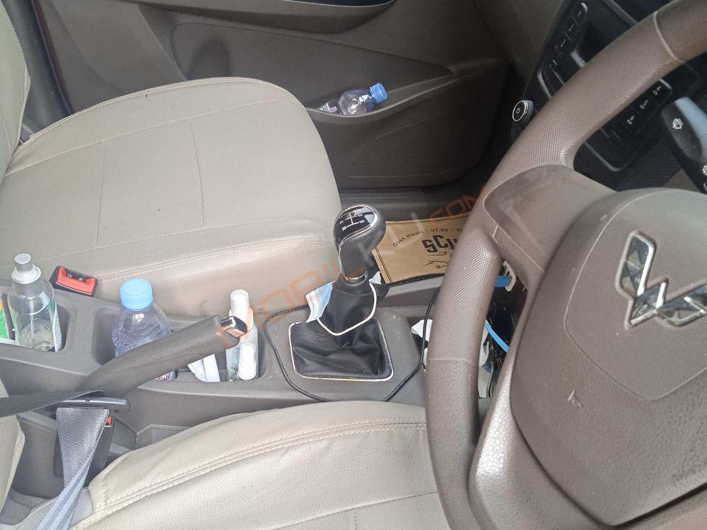 Mobil Wuling Confero 2020