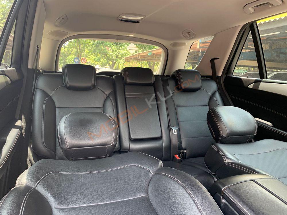 Mobil Mercedes-Benz ML 2013