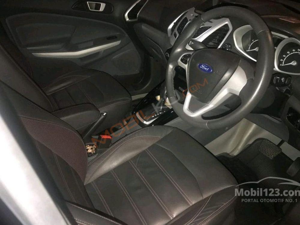 Mobil Ford EcoSport 2014