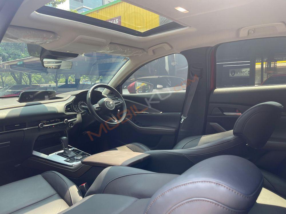 Mobil Mazda CX-30 2023
