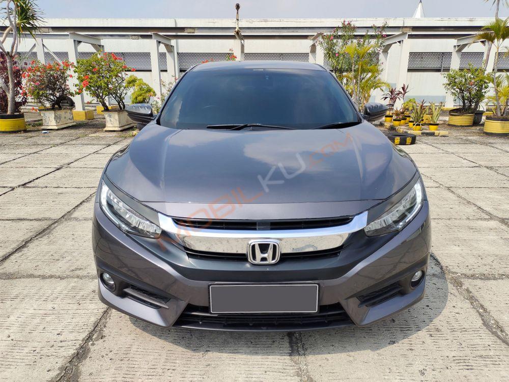 Mobil Honda Civic Sedan 2017