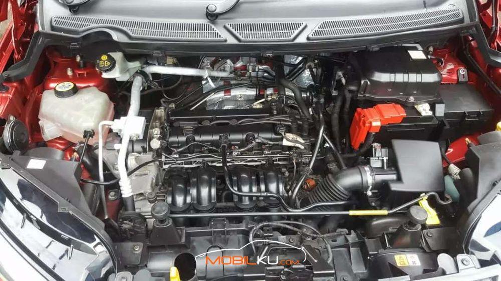 Mobil Ford EcoSport 2015