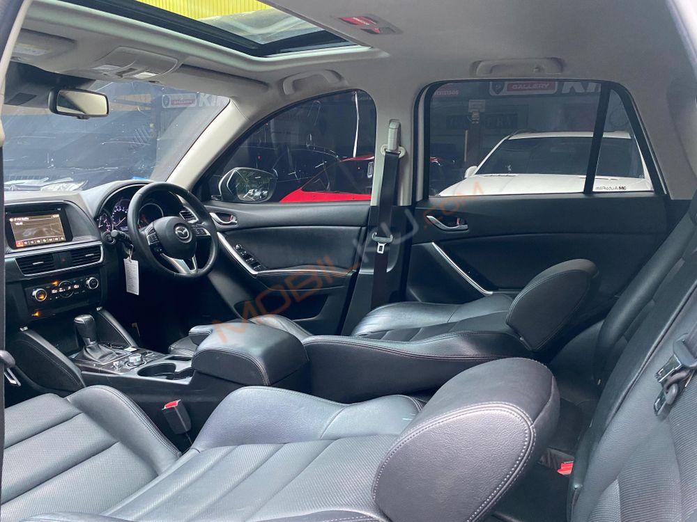 Mobil Mazda CX-5 2016