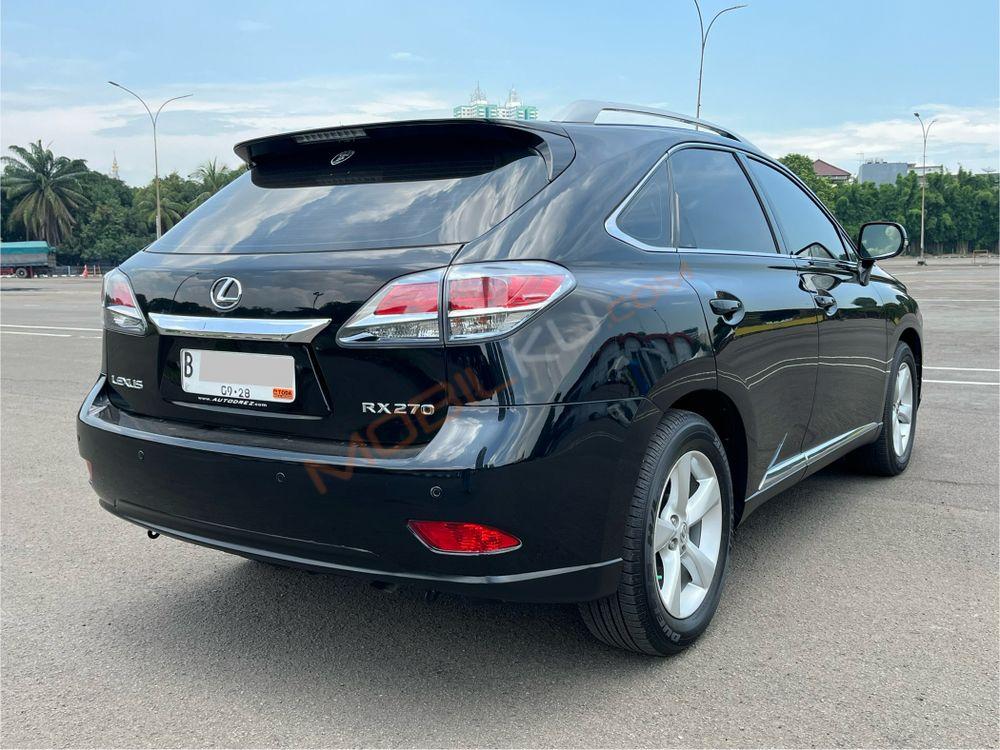 Mobil Lexus RX 2013