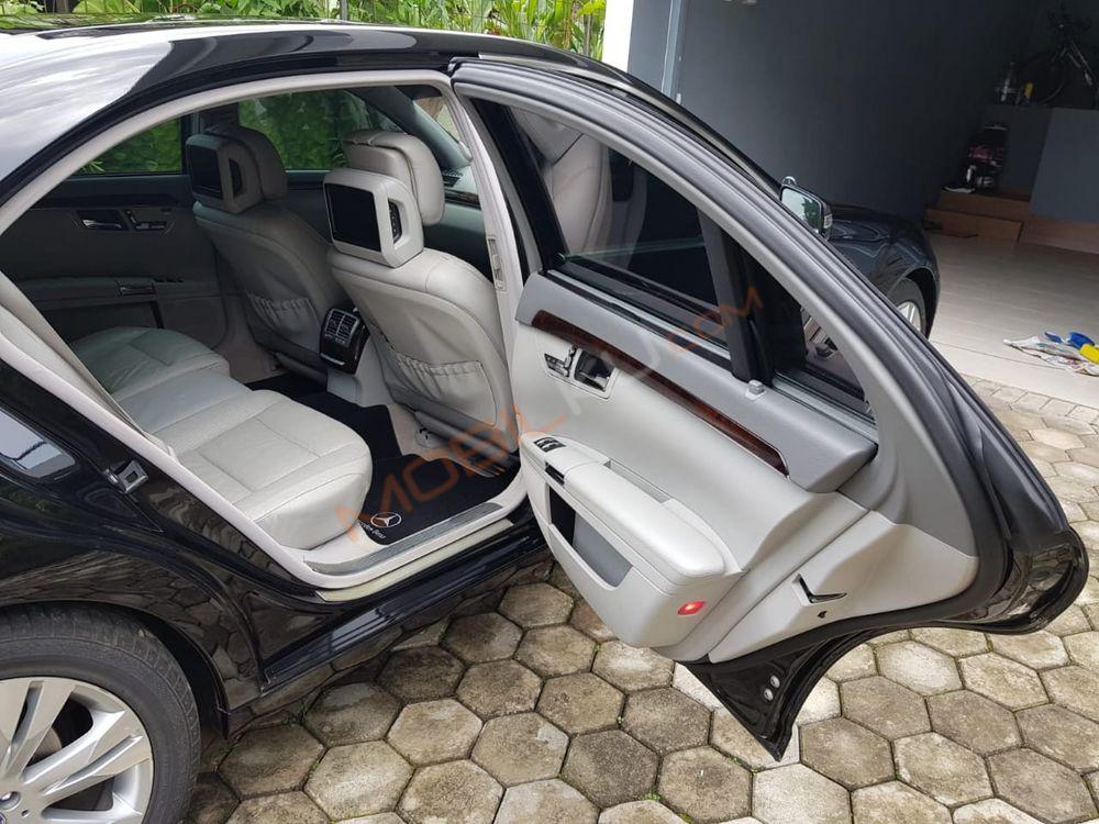 Mobil Mercedes-Benz S-Class 2011