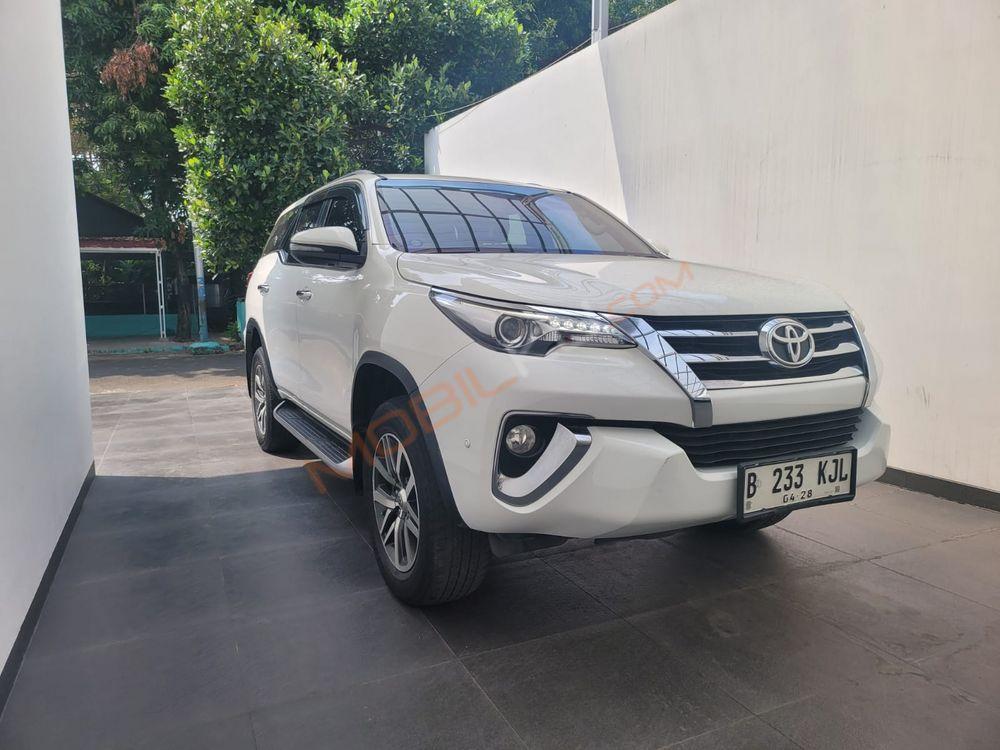 Mobil Toyota Fortuner 2018