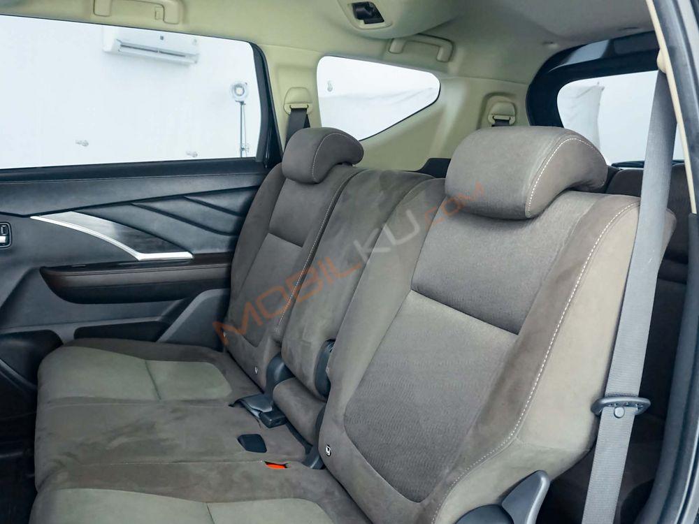 Mobil Nissan Livina 2019