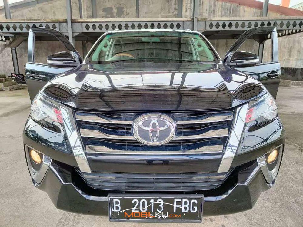 Mobil Toyota Fortuner 2016