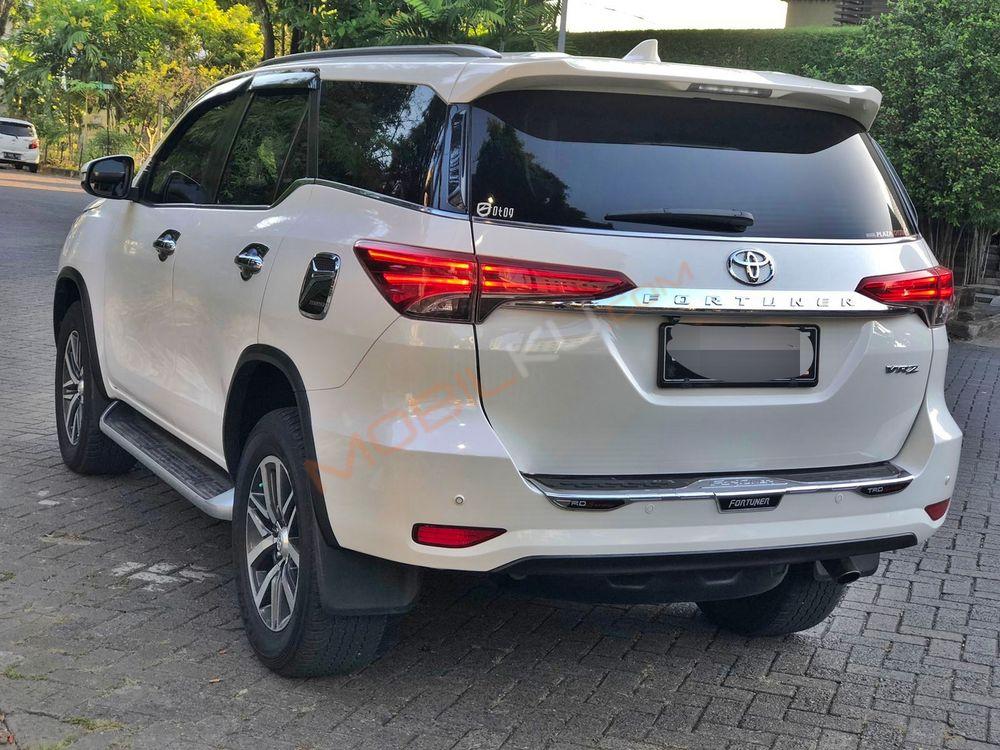 Mobil Toyota Fortuner 2017